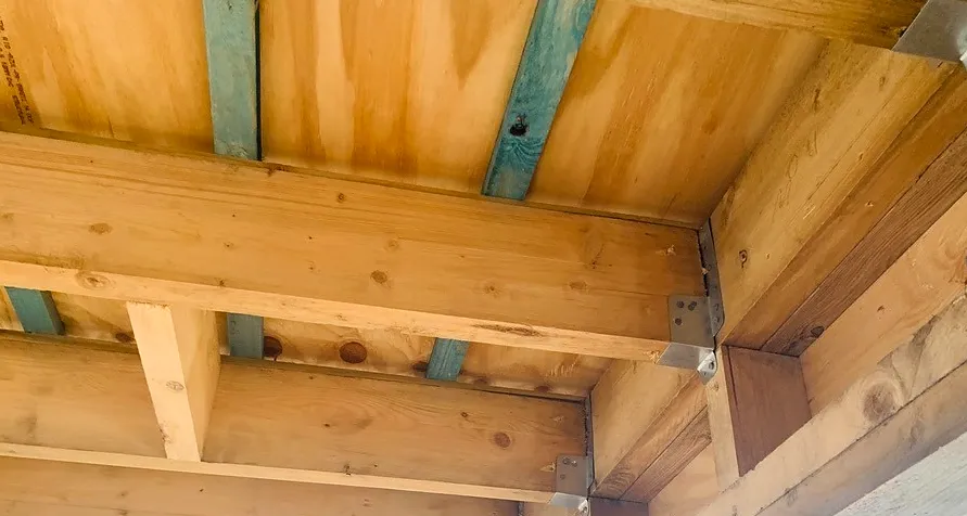 Timber connections and roof members